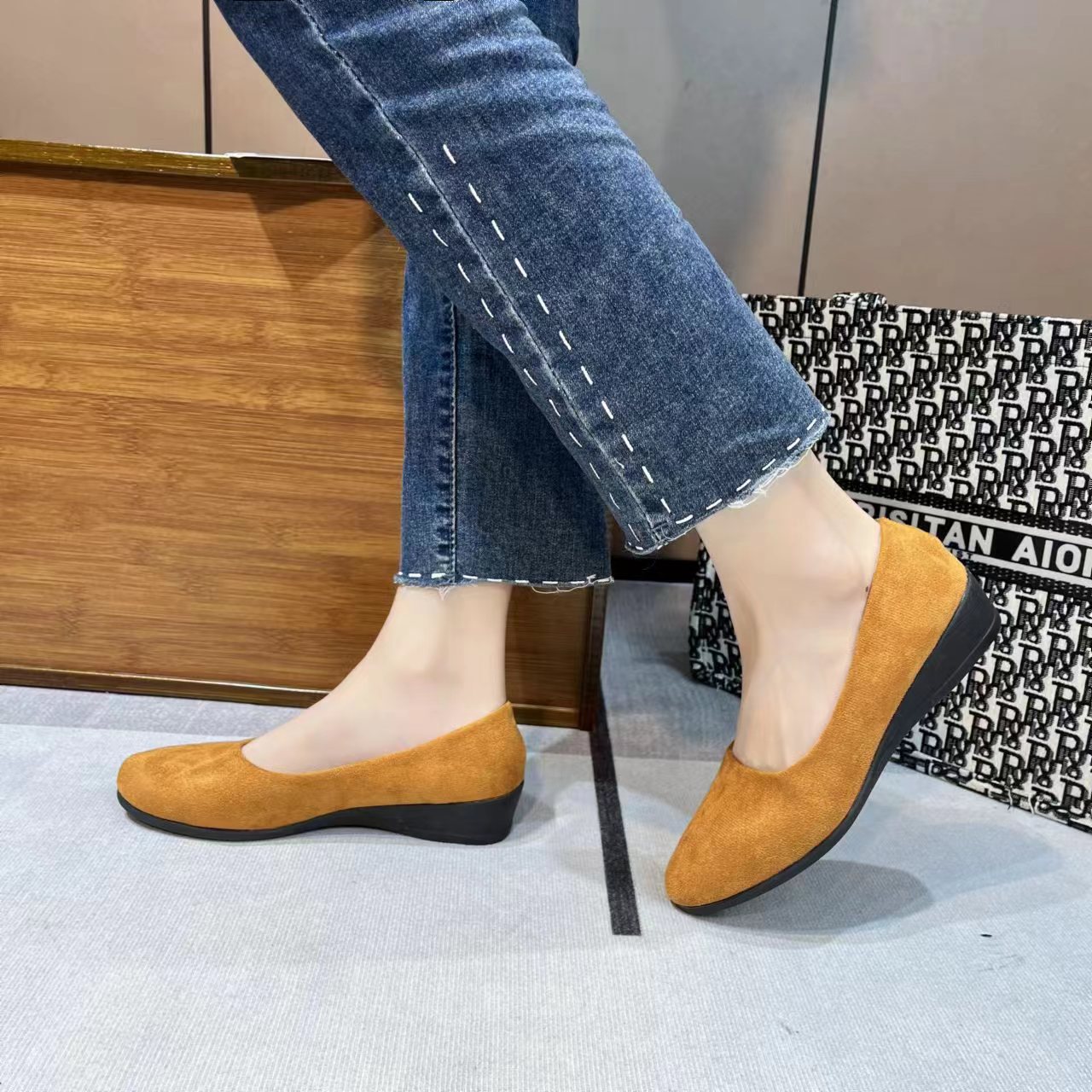 シンプル楽ちん通勤パンプス