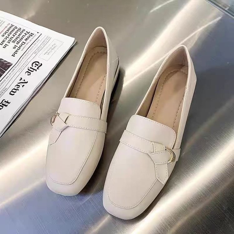 クラシカルリボンローファー