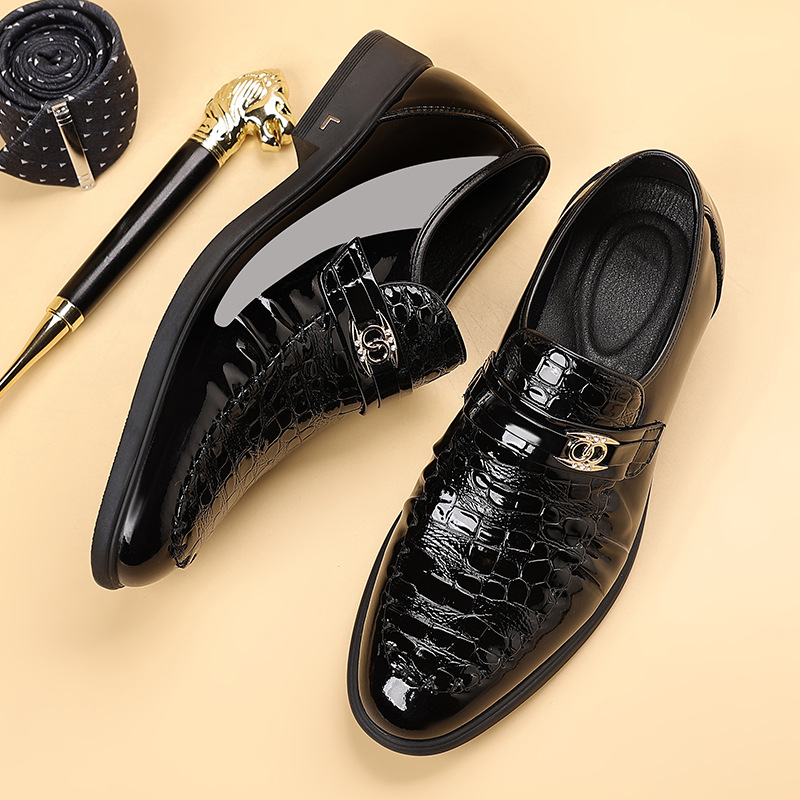 【艶感】クロコ型押し エナメル スリッポン - パーティー 存在感