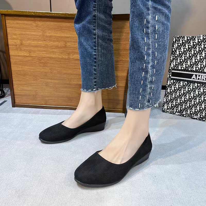 シンプル楽ちん通勤パンプス