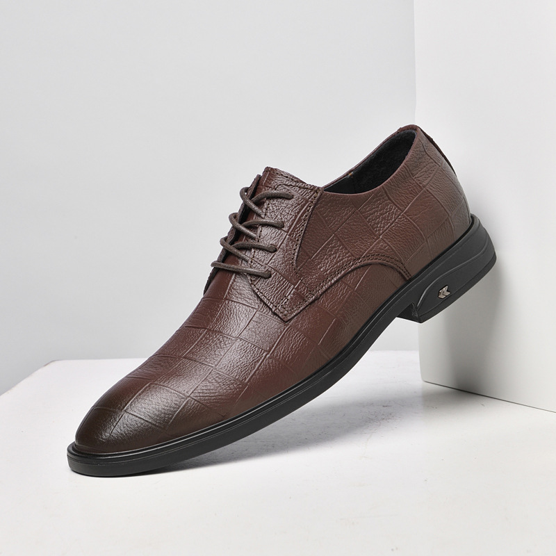 【品格漂う】型押しレザー 細靴 - スタイリッシュ 職人技 疲れにくい 40代