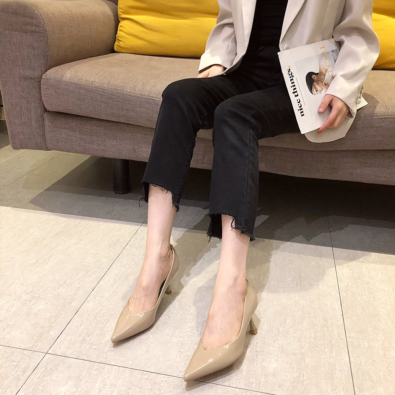 【華やか】エナメル ポインテッドトゥ パンプス - パーティー 通勤