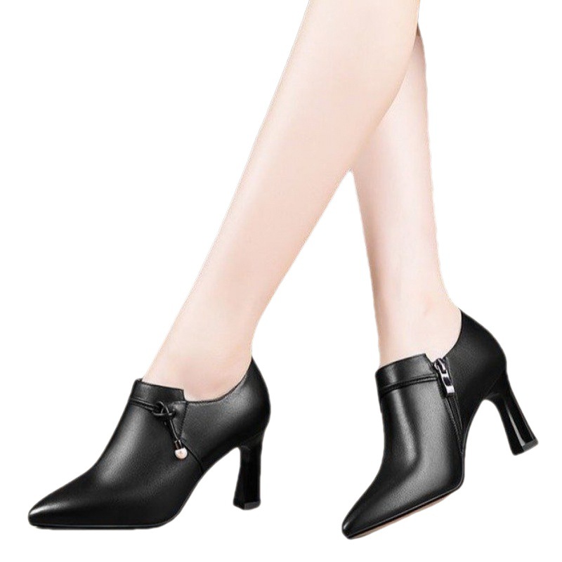 ビジネスシューズ パール飾り付きポインテッドトゥショートブーティ