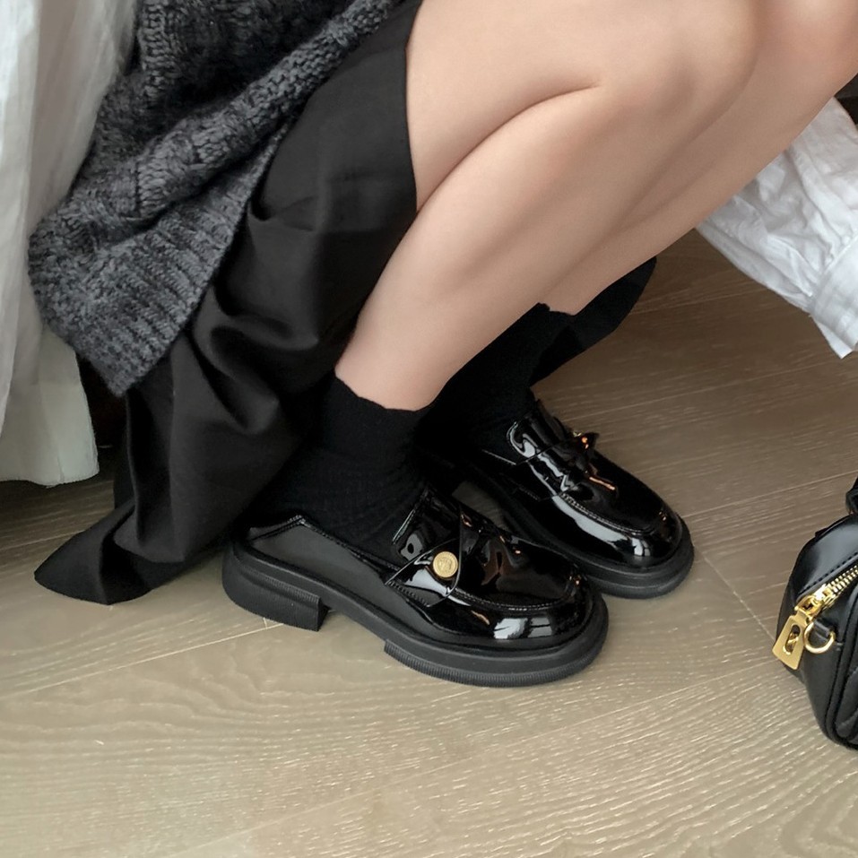 艶やかローファー パンプス