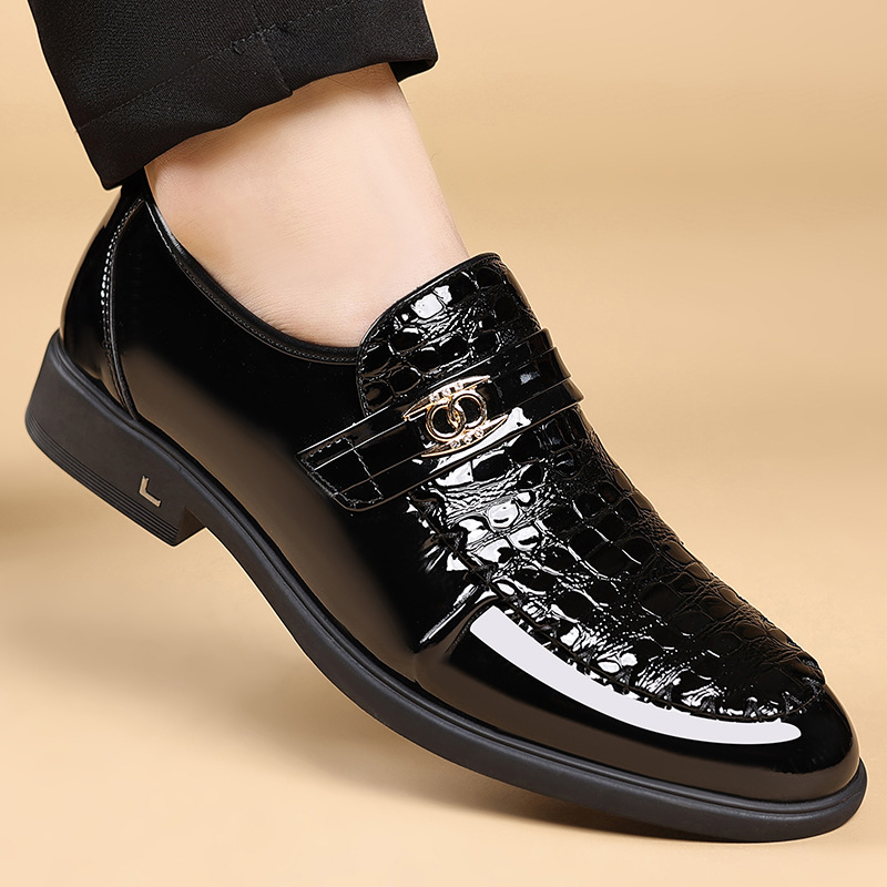 【艶感】クロコ型押し エナメル スリッポン - パーティー 存在感