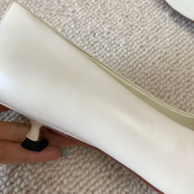クラシックスクエアトゥパンプス