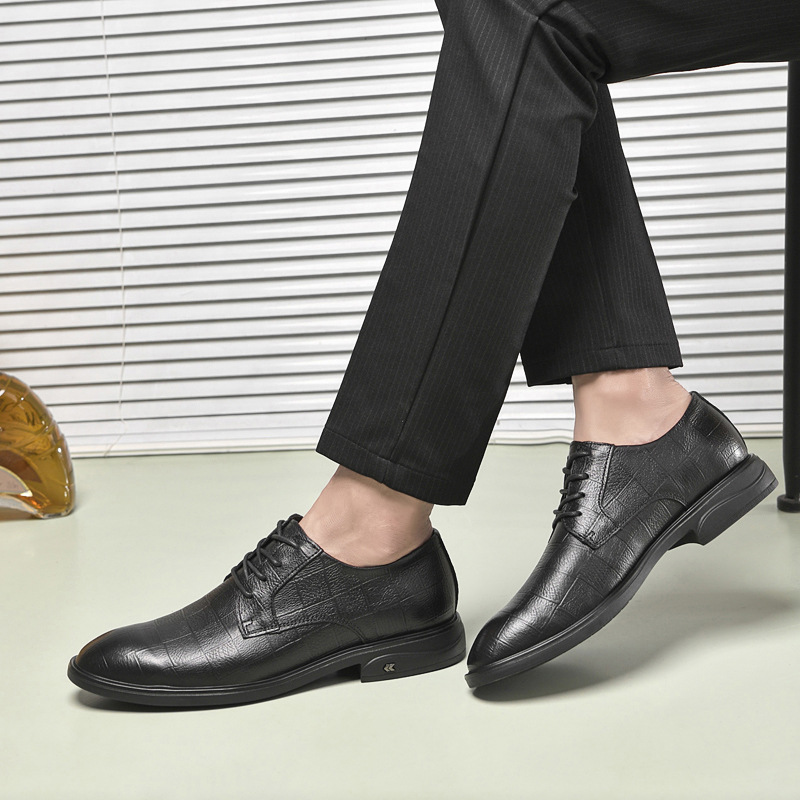 【品格漂う】型押しレザー 細靴 - スタイリッシュ 職人技 疲れにくい 40代