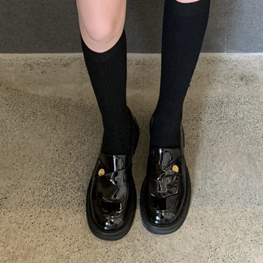 艶やかローファー パンプス