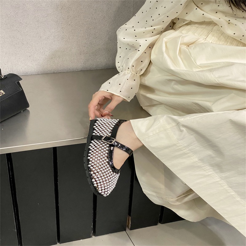 メッシュストラップパンプス