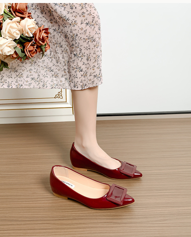 クラシカル バックル パンプス
