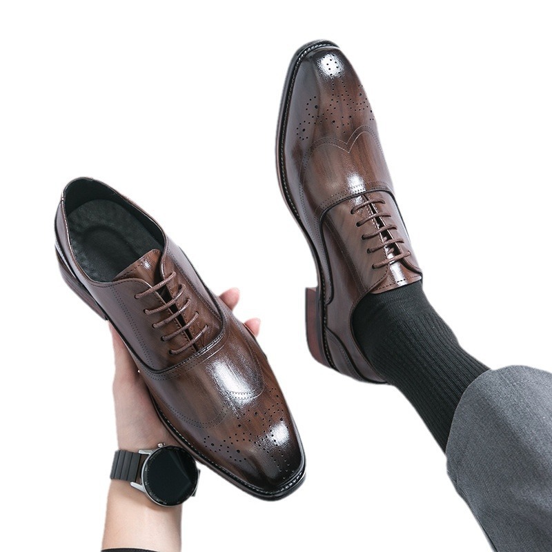 ビジネスシューズ 本革内羽根式穴飾り紳士靴