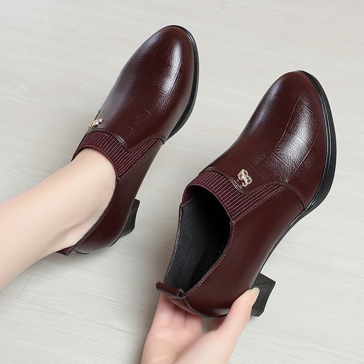 黒靴 2025秋冬新作 レディース ショートブーツ 太ヒール 黒