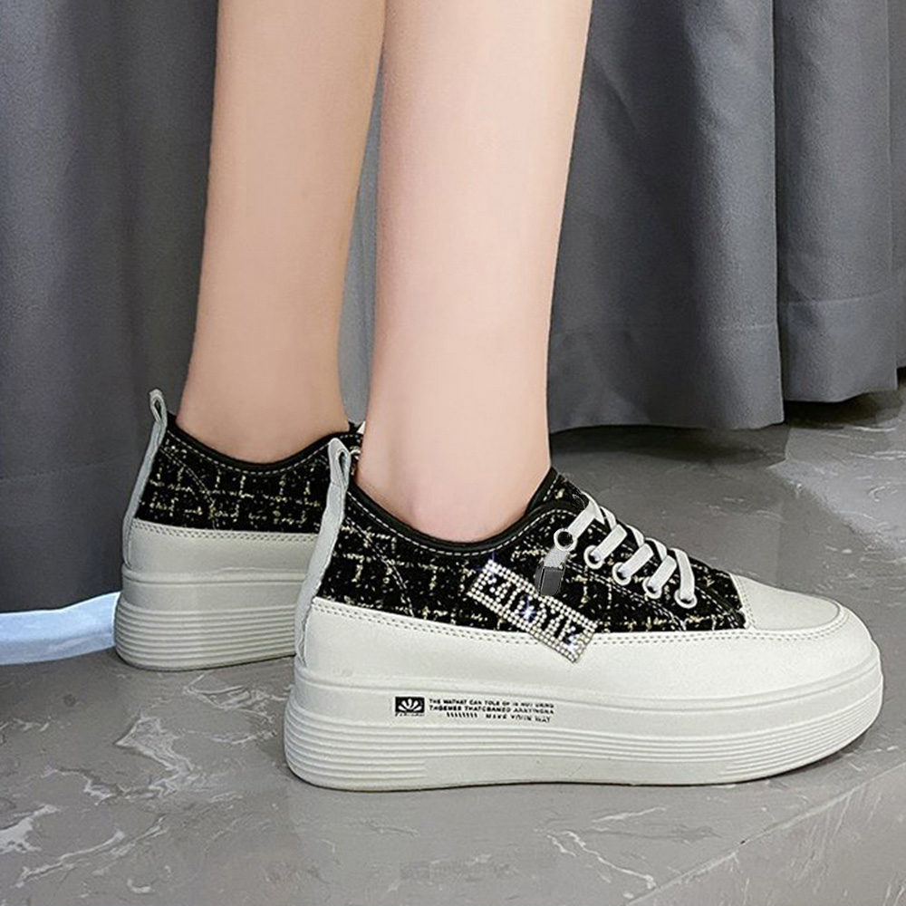 https://fulmo-img-server.com/black-shose/052f8101-d648-4b17-81fc-d550ce19ab02.jpg