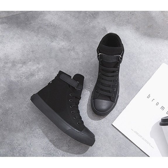 黒靴 黒色ハイカット女性用スニーカー