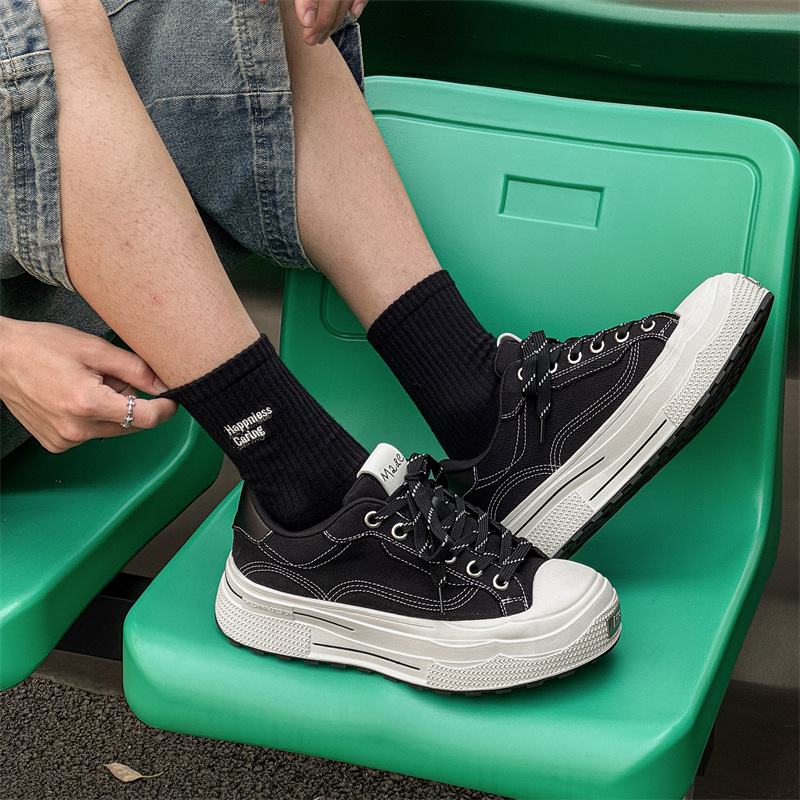 https://fulmo-img-server.com/black-shose/10fdf0ca-0698-4ecc-8a01-19cb7dee92a7.jpg
