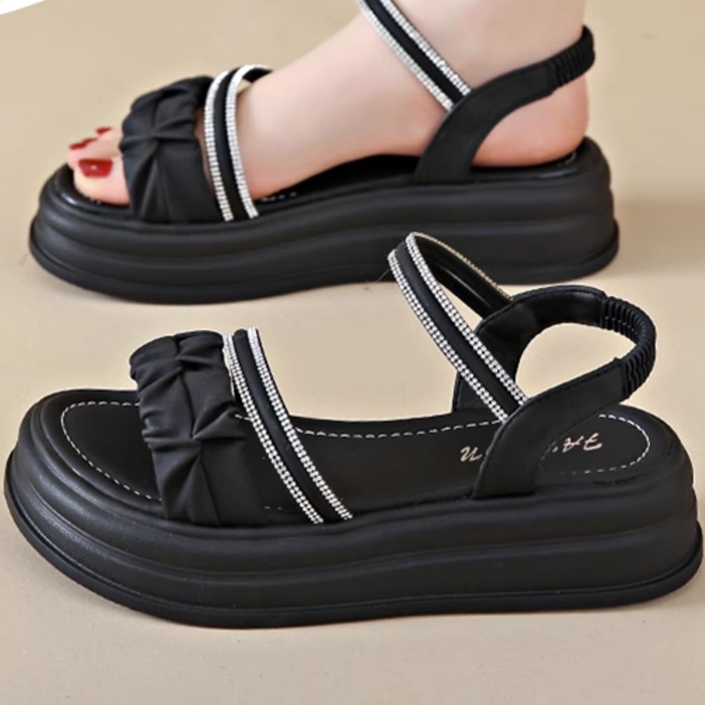 黒靴 黒靴 キラキラビジュー厚底サンダル
