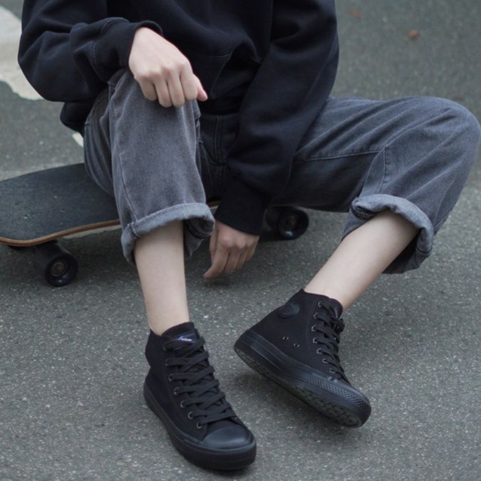 黒靴 クラシック ハイカット スニーカー