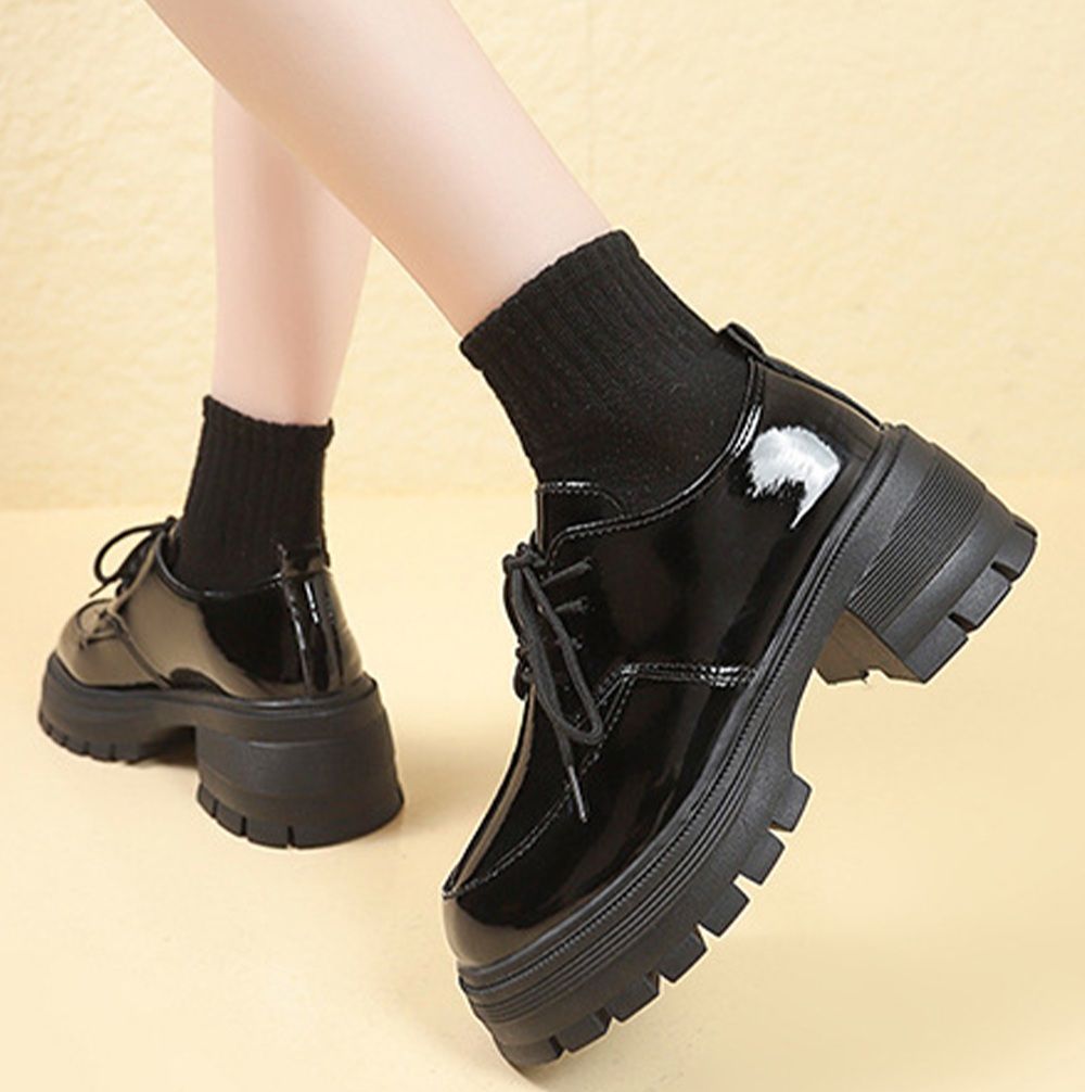 https://fulmo-img-server.com/black-shose/1754284681085_yjdohs7z_5269tx7u.jpeg