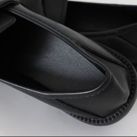 https://fulmo-img-server.com/black-shose/1754532044423_9yt2wd18_glgv4xan.jpeg