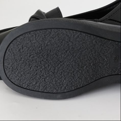 https://fulmo-img-server.com/black-shose/1754532054283_6gz9enbq_1w90e0of.jpeg