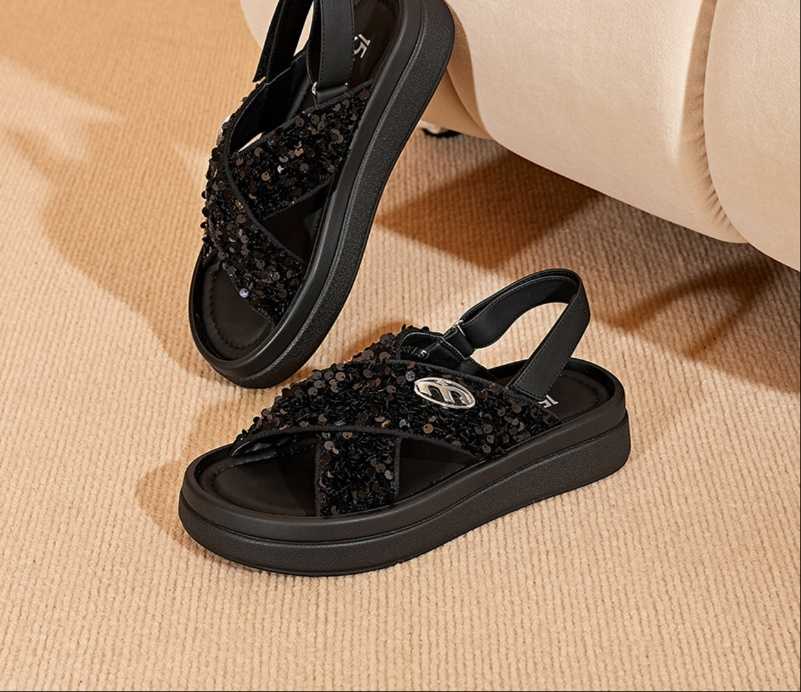 黒靴 キラキラ輝くクロス厚底サンダル