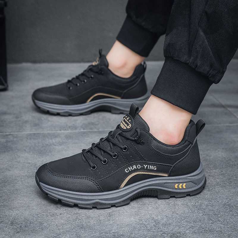 黒靴 アウトドア快適ジョギングシューズ