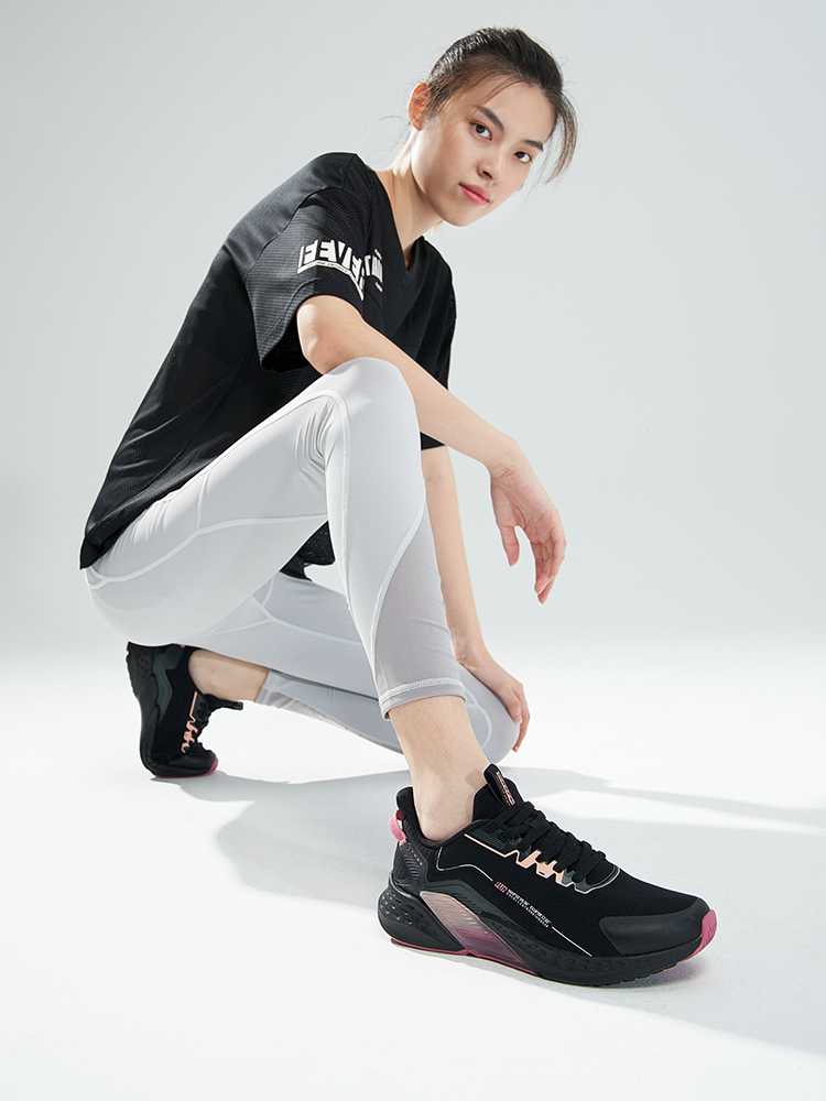 黒靴 アクティブフィット エアフロー