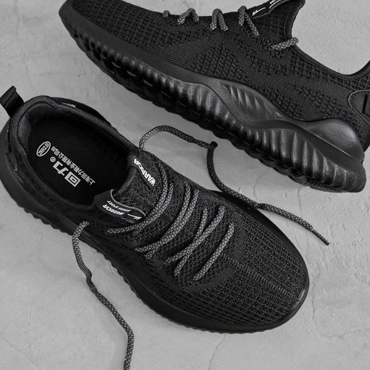 黒靴 エアメッシュ軽量ランナー