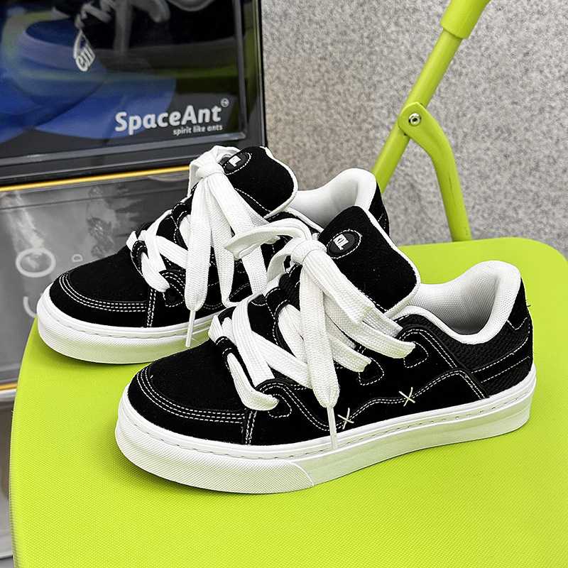 https://fulmo-img-server.com/black-shose/1756435311043_0s85g8ad_apdwp9av.jpeg
