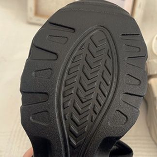 https://fulmo-img-server.com/black-shose/1756965021180_p1wu8xrs_yhu5zl6u.jpeg