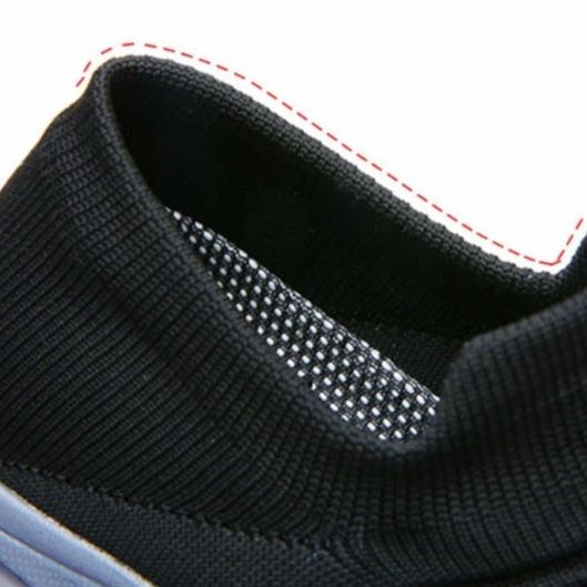 https://fulmo-img-server.com/black-shose/1757385565404_wfpi4po8_cdqxrfo5.jpeg
