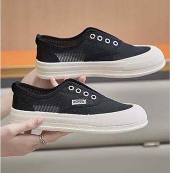 https://fulmo-img-server.com/black-shose/1759198867720_1l2xtaru_jl1hyxzc.jpeg