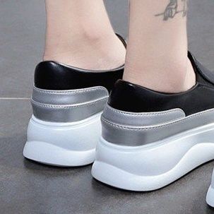 黒靴 レディース厚底スリッポンスニーカー黒カジュアル靴