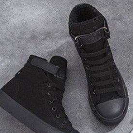 黒靴 黒色ハイカット女性用スニーカー