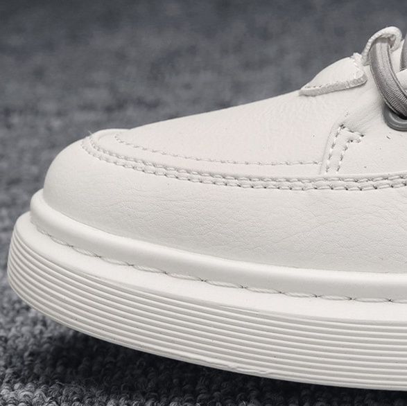 https://fulmo-img-server.com/black-shose/1779412448189_a8c85bu1_dxjbs5jt.jpeg