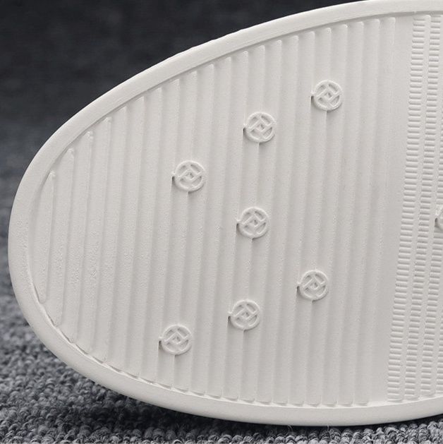 https://fulmo-img-server.com/black-shose/1779412468108_6nln5ja7_39su5ups.jpeg