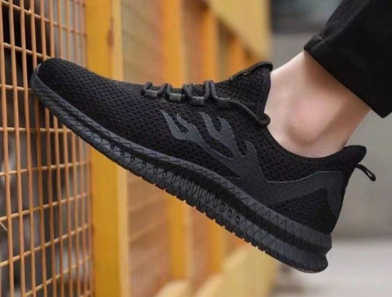 https://fulmo-img-server.com/black-shose/1783041058634_bwvgs57d_2oxeutbm.jpeg