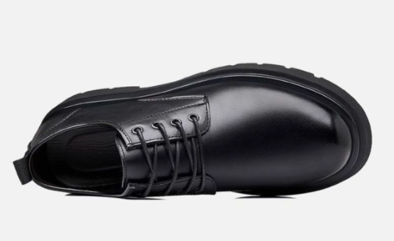https://fulmo-img-server.com/black-shose/1787279308226_1hi0uig5_qr0l6bpg.jpeg