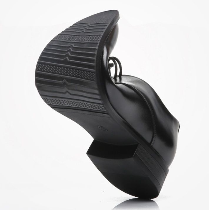 https://fulmo-img-server.com/black-shose/1787279893791_k40puji1_e539cjvv.jpeg