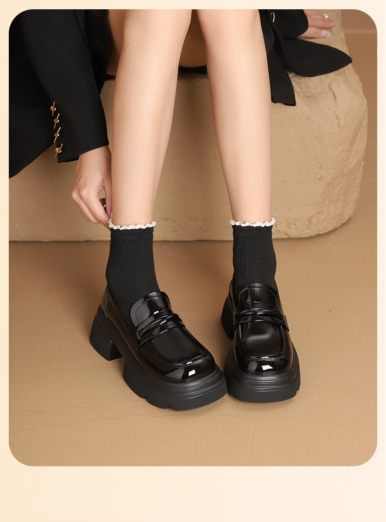 https://fulmo-img-server.com/black-shose/1b8f6377-fdad-4a21-9e03-e5ec08839950.jpg