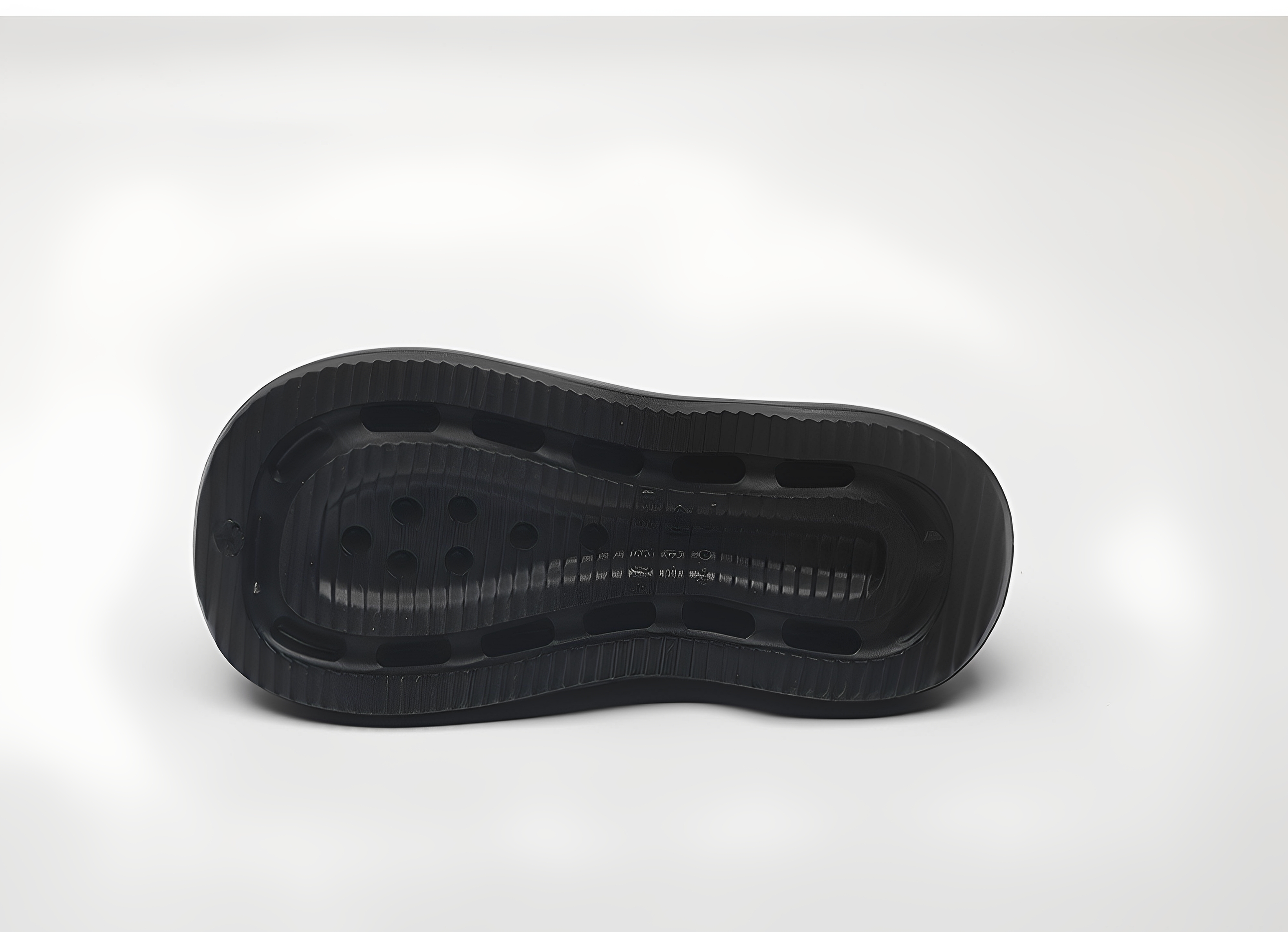 https://fulmo-img-server.com/black-shose/25fa0471-7fa4-461c-b8b3-bd9c998a2310.jpg