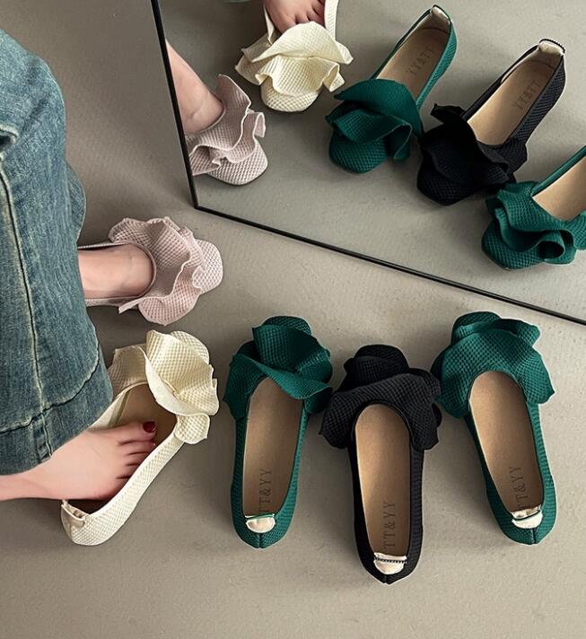 黒靴 秋冬 レディース 履きやすいリボンフラットパンプス