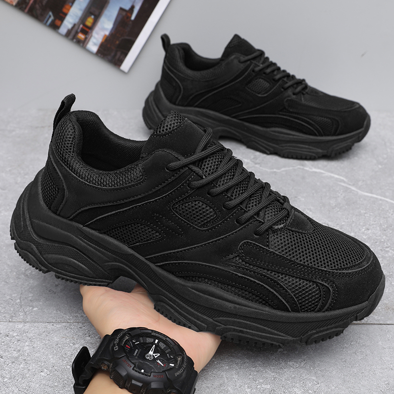 黒靴 エアメッシュ ストリートランナー