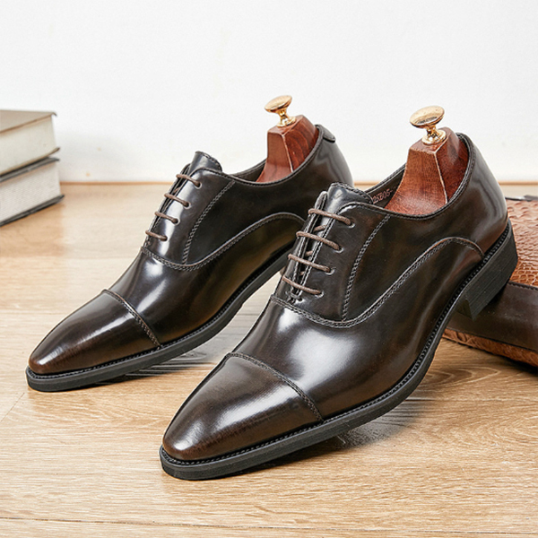 黒靴  紳士用革靴 光沢エナメル調 軽量ビジネスシューズ