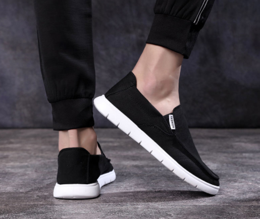 https://fulmo-img-server.com/black-shose/5cbdd935-c174-4a96-959e-537166faec1f.jpg
