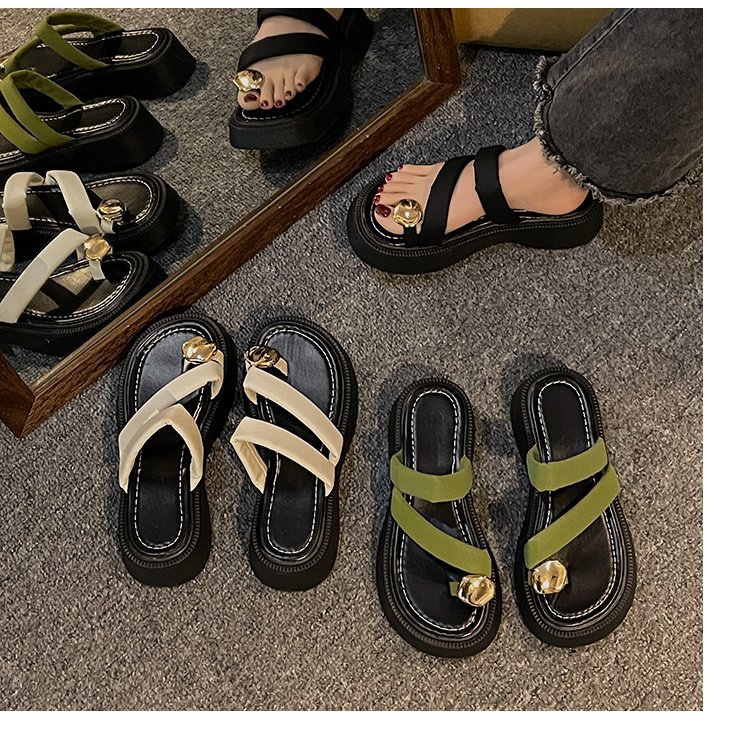 https://fulmo-img-server.com/black-shose/738b0f28-0fbe-438a-8665-c757ad088d2d.jpg
