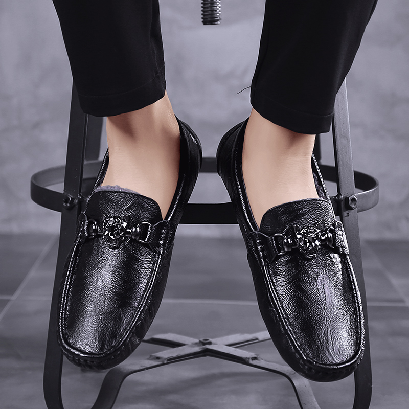 https://fulmo-img-server.com/black-shose/80aba5e9-28a8-4ad4-a6c4-51985162531a.jpg