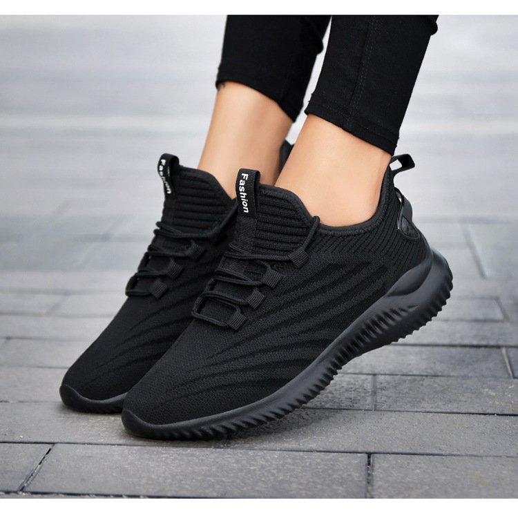 https://fulmo-img-server.com/black-shose/938d1704-2086-4c49-9f3c-7413031f7d59.jpg