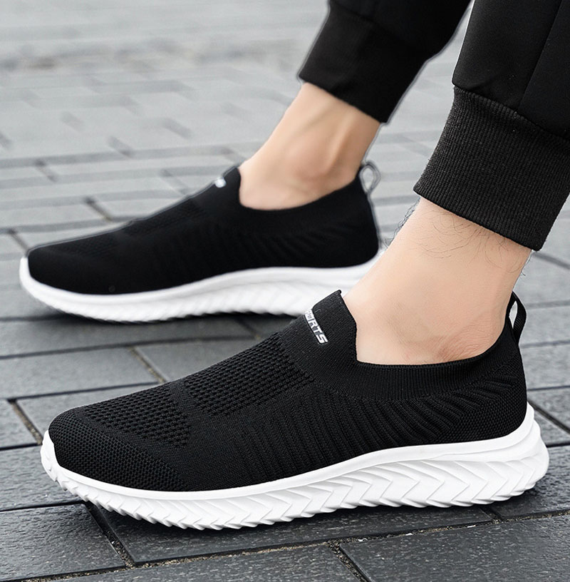 黒靴 黒色軽量ランニングシューズ メンズ スニーカー