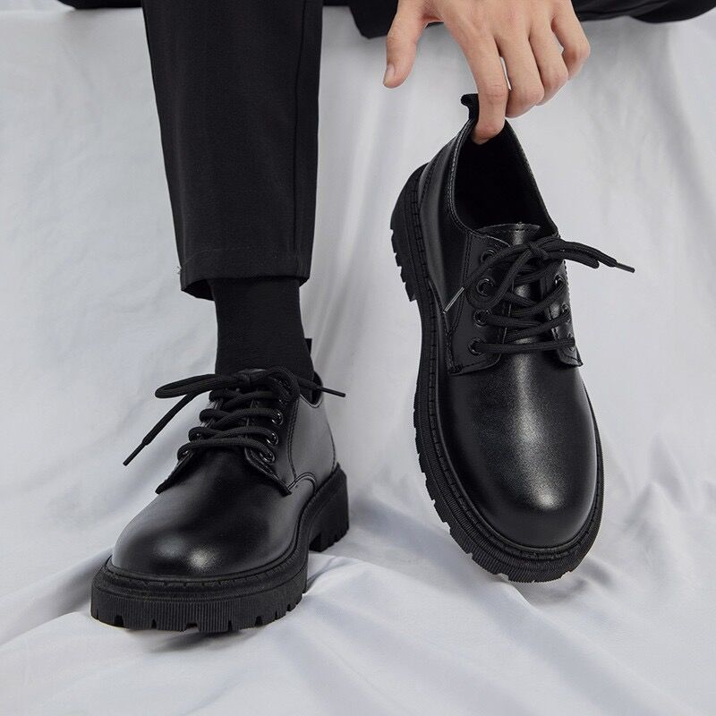 https://fulmo-img-server.com/black-shose/a4e783d8-f4f0-46c4-8f15-79ebafb15783.jpg